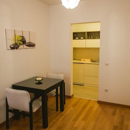 Maja Apartment เบลเกรด ภายนอก รูปภาพ
